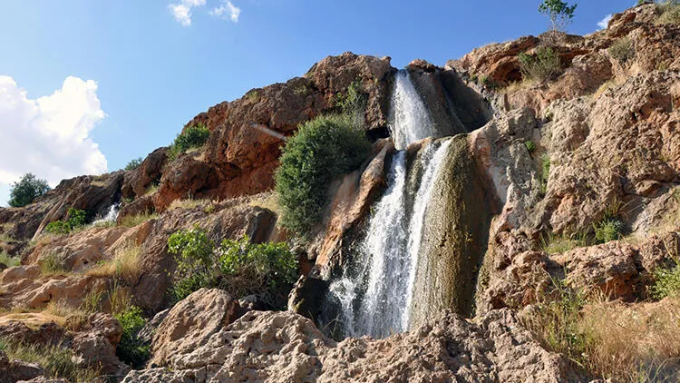 GAP ŞELALESİ
